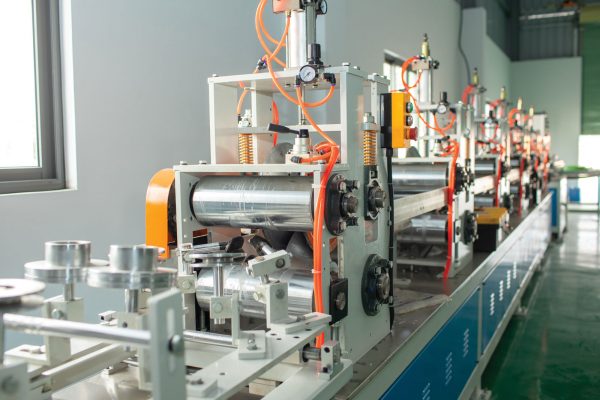 CÔNG TY TNHH SẢN XUẤT VÀ THƯƠNG MẠI HỮU HÙNG